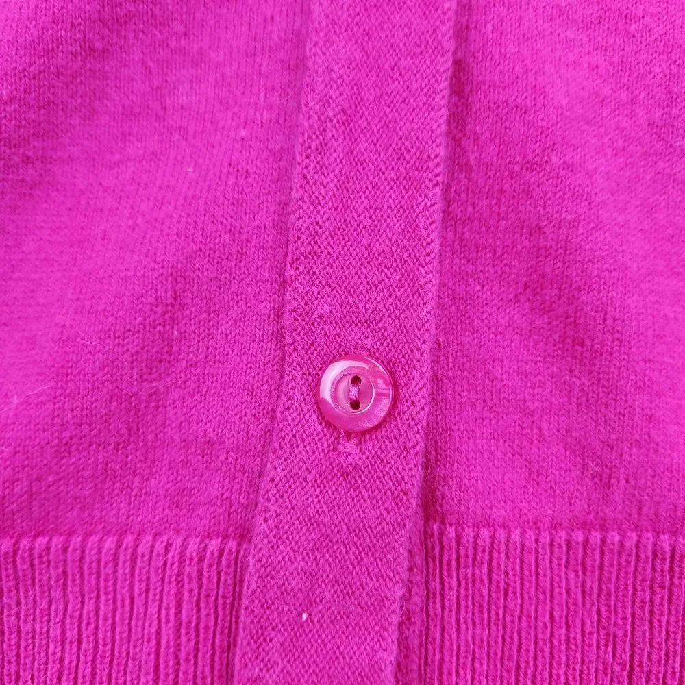 🩵Old Navy Pink Vneck Button Crop 3/4 Sleeve Sweater Youth Medium